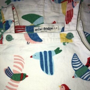 Mini Boden 5/6 bird Corduroy Pinafore